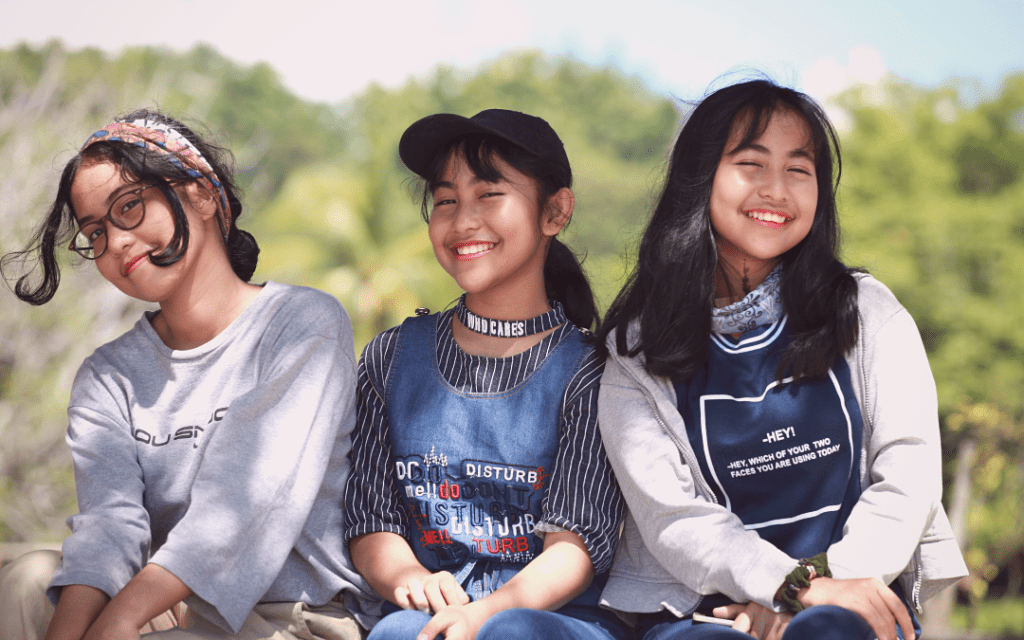 selfie, tiktok, adolescents, internet, social media, réseaux sociaux, danse