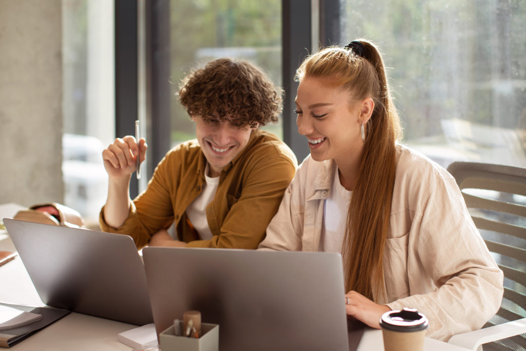 travail, 4 jours, semaine, recrutement, rh, ressources humaines, job